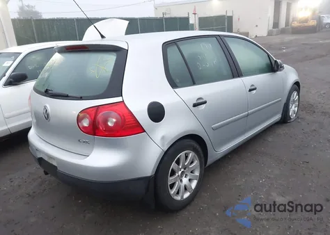 2007 Volkswagen Rabbit 4-Door из США, поврежденный, VIN WVWCS71K47W019819